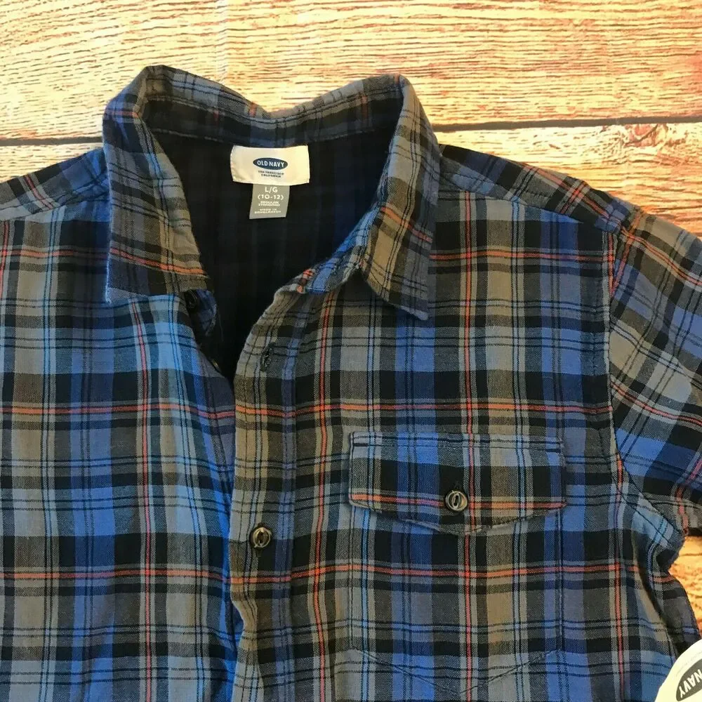 NWT Old Navy Boy’s Multicolor Plaid Button Down Kid’s Youth Size Large
